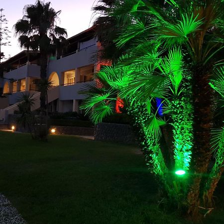 Asteraki Aparthotel กูเวีย ภายนอก รูปภาพ